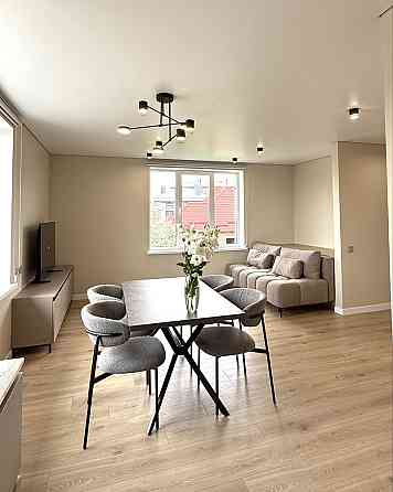 Продаж 1-к квартири 61 м кв. з 2 гардеробними, м. Київ Киев