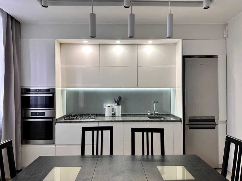 Центр‼️Бекетова‼️Элитная Сталинка ЖБ‼️2-ком. 60м2 Авторский Дизайн 5/5 Харьков - изображение 2