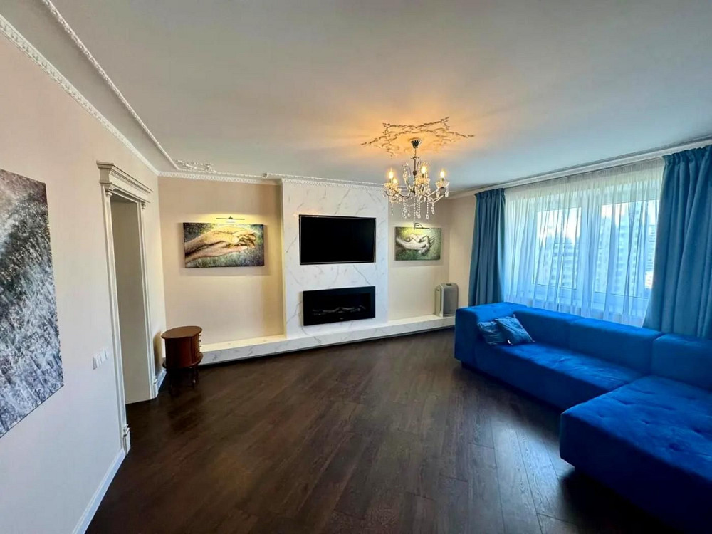 Ексклюзив! Елегантні трирівневі апартаменти 290 м²  Драгоманова 17 Киев - изображение 1