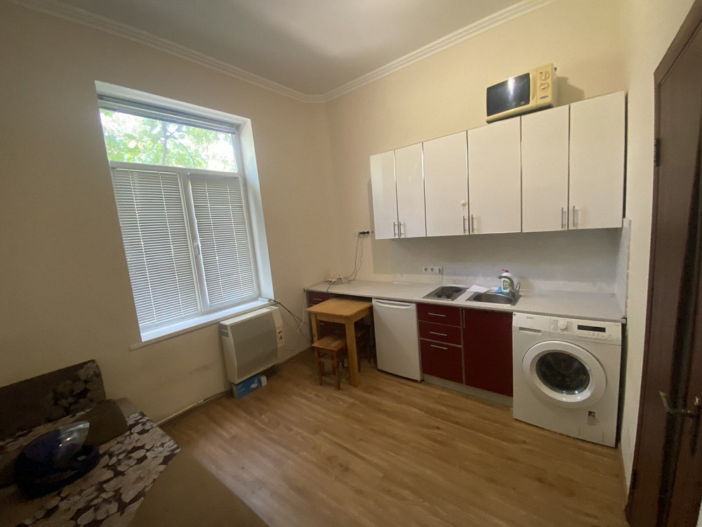 Продаж 1кн в центрі,на Ольжича Чернівці - зображення 1