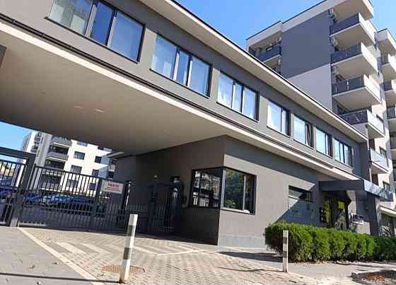 Продам велику,гарну квартиру у комплексі"" Баварія" Ужгород