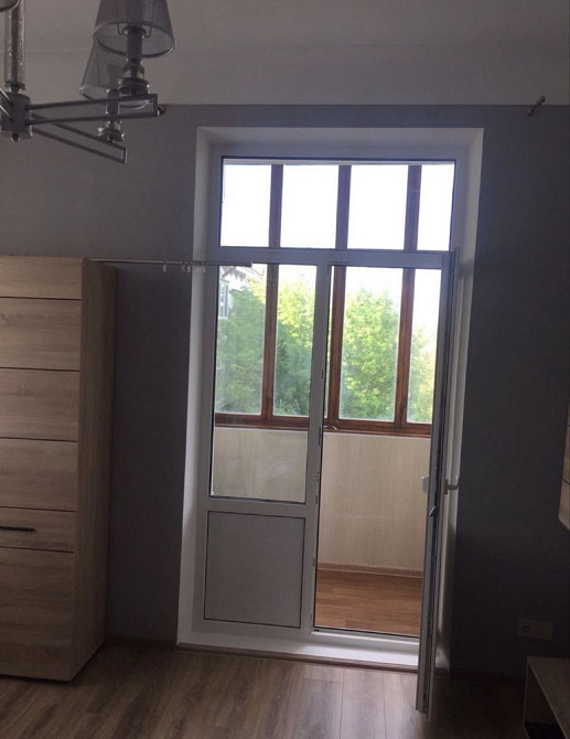 Простора 2-кімнатна квартира біля метро Голосіївська Киев - изображение 3