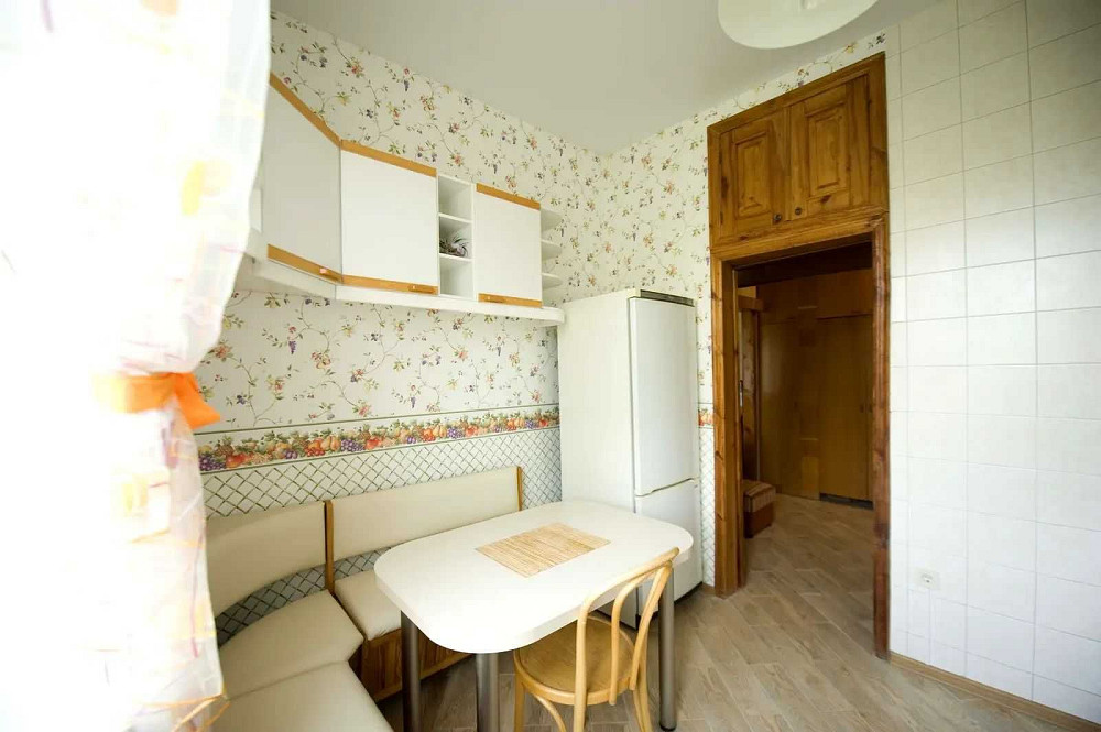 Оренда  квартири в центрі! ст. м. Палац спорту Киев - изображение 3