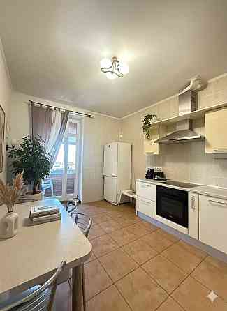 Оренда двокімнатної квартири в центрі Київа Коновальця 36В Киев