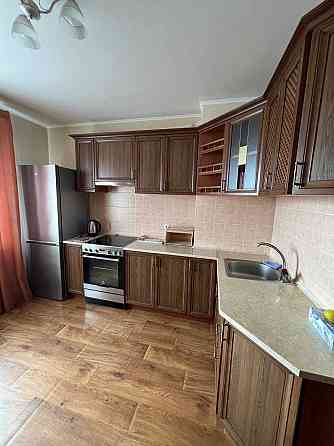 Здається розкішна 2х кімнатна квартира на Данчека 1 Киев