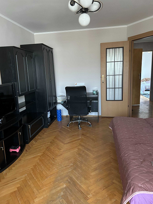 Продаю двокімнатну квартиру в центрі міста Ивано-Франковск - изображение 3