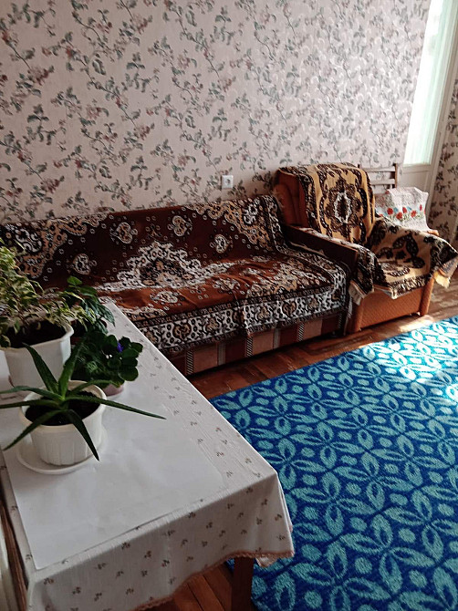 Тепла 2-кімнатна квартира Осипенковский мікрорайон Запоріжжя - зображення 1