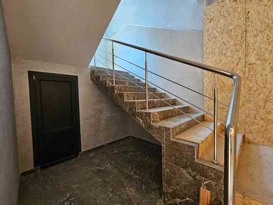 Велика квартира із автономним опаленням на  зручному поверсі. Центр Черкассы