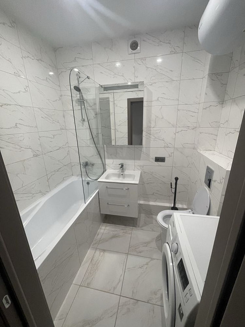 Продаж 1-кімнатної квартири, жк медовий. 42кв. м. Власник Киев - изображение 1