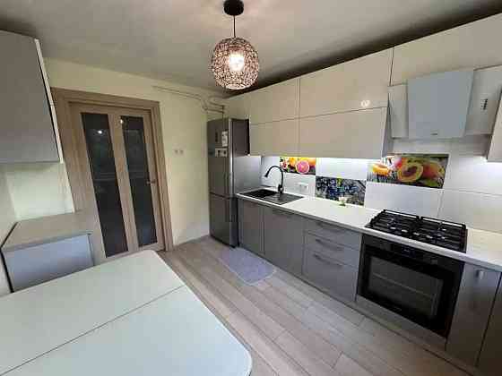 Продам 3к квартиру на Победе-5 Дніпро