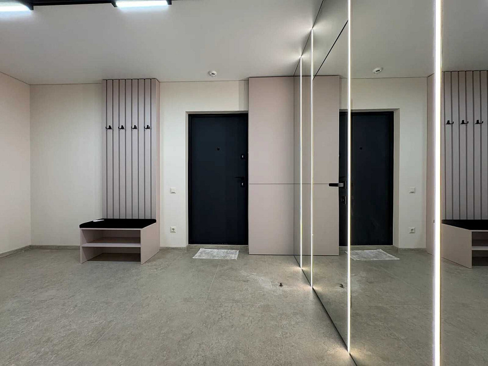 Стильна однокімнатна з ремонтом поруч ТЦ Veles Mall Ивано-Франковск - изображение 1