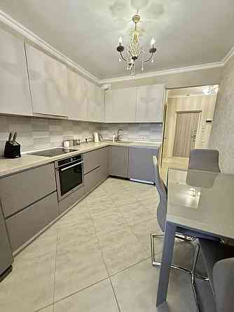 Аренда шикарной 1к квартири Таирова, ул.Небесной сотни Одесса