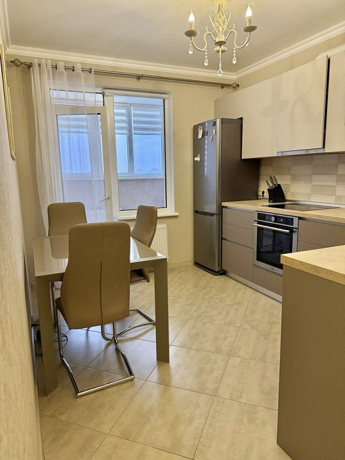 Аренда шикарной 1к квартири Таирова, ул.Небесной сотни Одесса - изображение 1