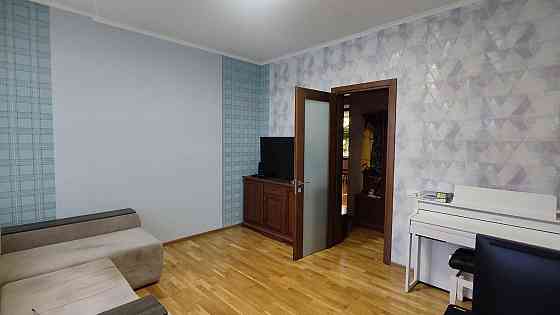 Сдам 3-комн. кв. в Цетре,м.Арх.Бекетова 10 мин. Харьков