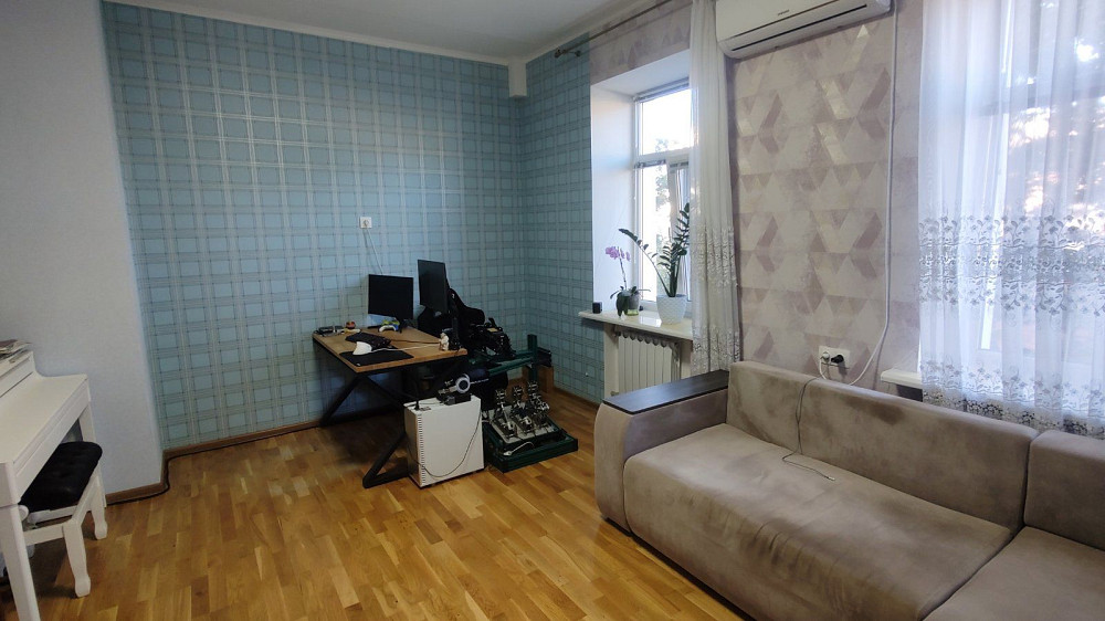 Сдам 3-комн. кв. в Цетре,м.Арх.Бекетова 10 мин. Харьков - изображение 4