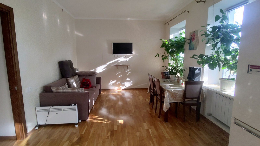 Сдам 3-комн. кв. в Цетре,м.Арх.Бекетова 10 мин. Харьков - изображение 2