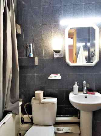 Сдам 3-х комнатную квартиру по ул В. Сергиенко 8 с УСЛОВИЕМ. Запорожье