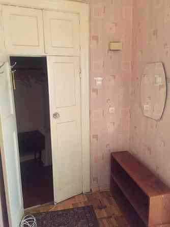 Двокімнатна квартира (окремі). Севастопільська площа. Без посередників Київ