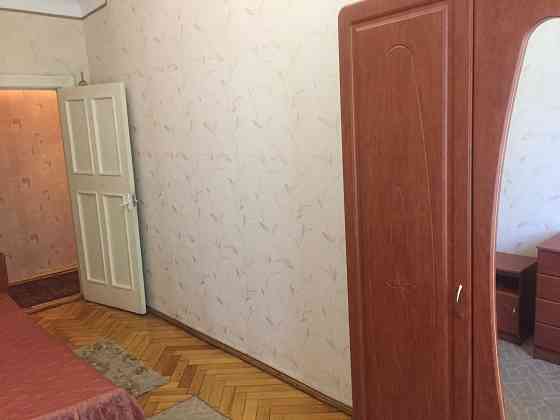 Двокімнатна квартира (окремі). Севастопільська площа. Без посередників Київ