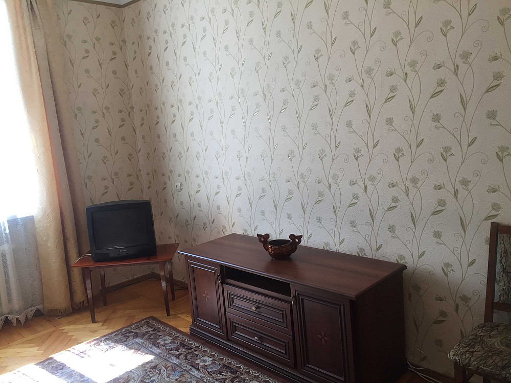 Двокімнатна квартира (окремі). Севастопільська площа. Без посередників Київ - зображення 1