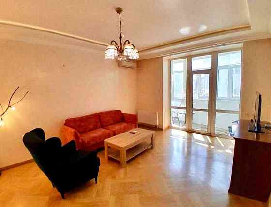 Оренда на рік простора євротрьошка центр Університет Шевченківський Київ