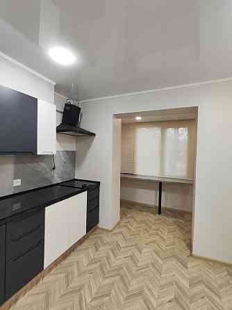 Продам квартиру ул. Спасская 19 с кап. ремонтом студия Кривой Рог