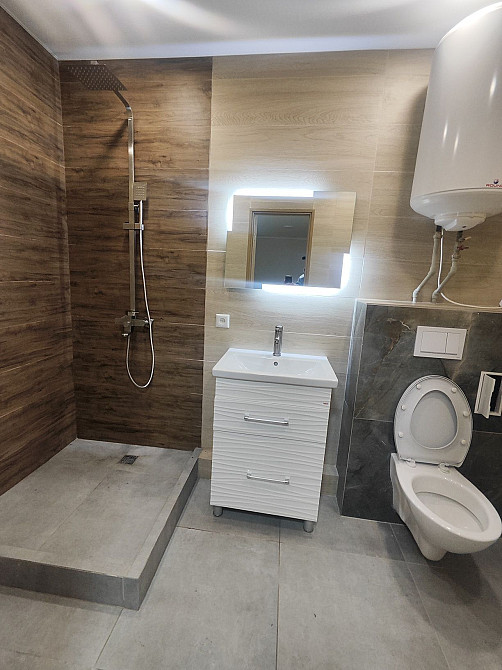 Продам квартиру ул. Спасская 19 с кап. ремонтом студия Кривой Рог - изображение 1