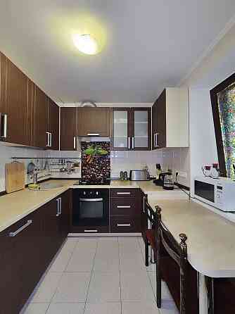 Продаж трикімнатної Деснянський район Киев