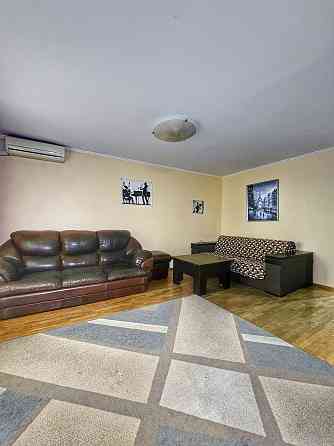 Продаж трикімнатної Деснянський район Киев