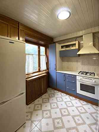 Сдаю квартиру  у Печерському районі, біля метро(4 хв.пішки). Київ