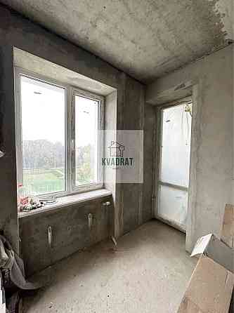 Продам велику 2-кімнатну квартиру,готову під ваш ремонт Кам`янець-Подільський