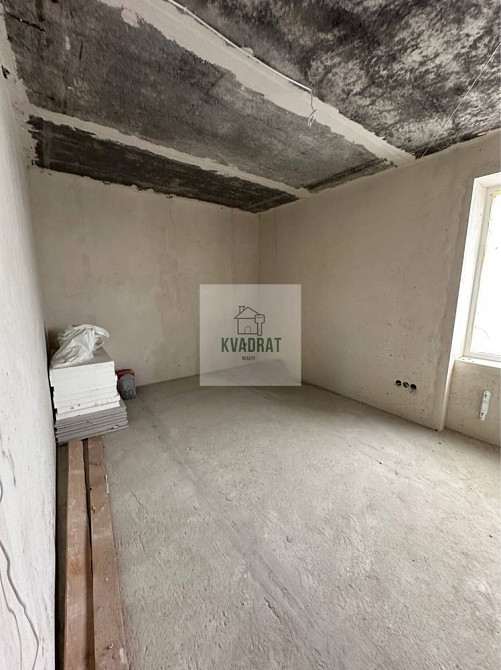 Продам велику 2-кімнатну квартиру,готову під ваш ремонт Каменец-Подольский - изображение 7