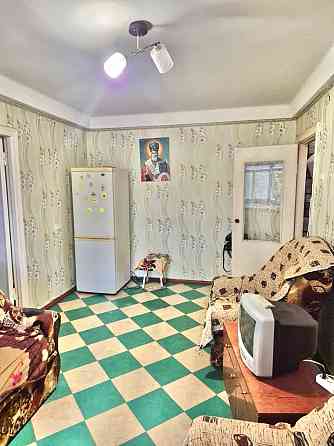 Продам 2х кімнатну 3/5 біля Залізничного вокзалу Кам`янське (Запорізька обл.)