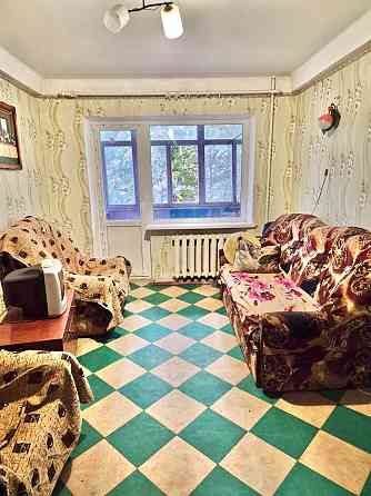 Продам 2х кімнатну 3/5 біля Залізничного вокзалу Кам`янське (Запорізька обл.)