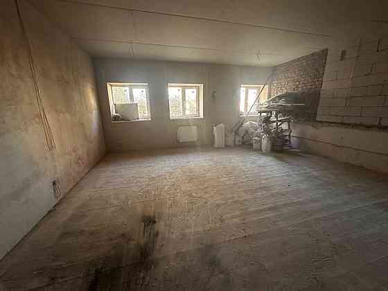 Мега  дешево! Продам квартиру 40м2, Героев Харькова 122, метро   CB Харьков