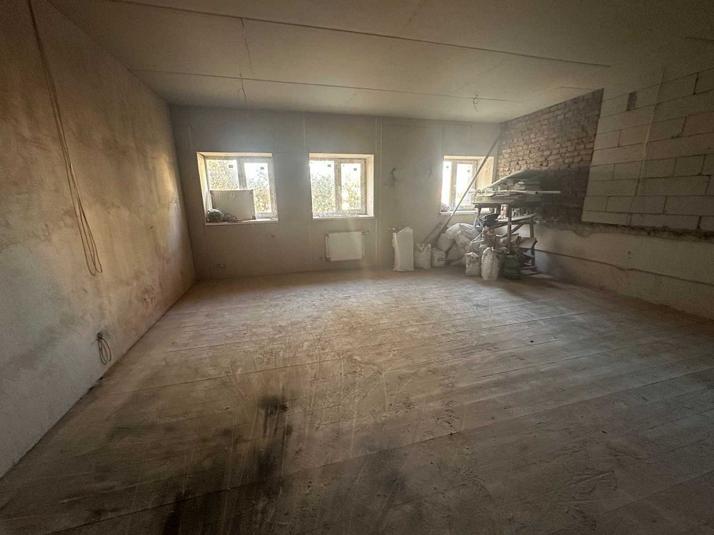 Мега  дешево! Продам квартиру 40м2, Героев Харькова 122, метро   CB Харьков - изображение 2