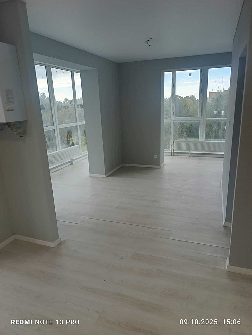 Продам 2-кімнатну квартиру з ремонтом по вул Рівненській 67,2 м.кв. Луцьк - зображення 2