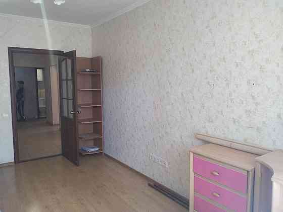 Продам 3 х комн квартиру по Добровольского Одесса