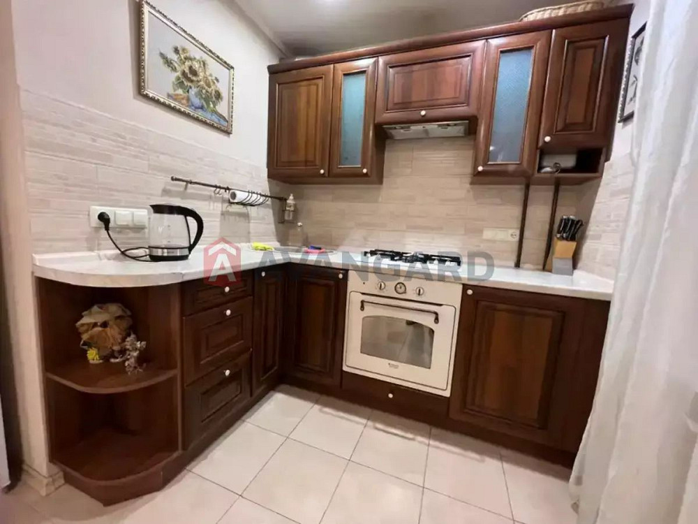 Продам 3 кімнатну сімейну квартиру з капітальним ремонтом 70 м2 Дніпро - зображення 1