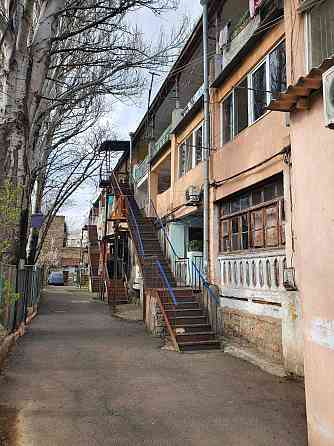 ПРОДАМ 1-кімнатну квартиру на Молдаванці, вул. Адмірала Лазарєва Одесса