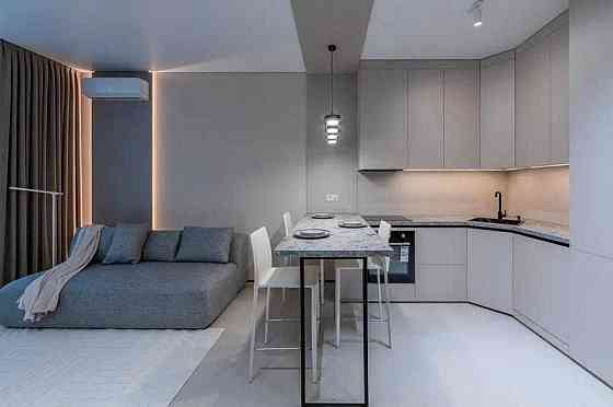 БЕЗ КОМІСІЇ! Дизайнерська 2-к Бульвар Фонтанів Бульвар Фонтанов! Киев