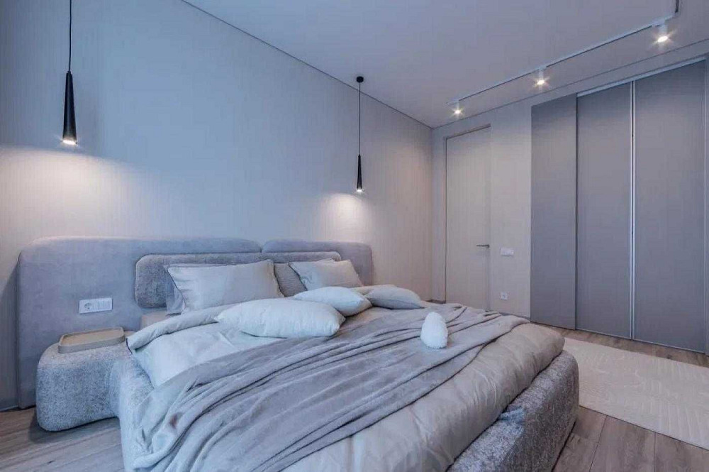 БЕЗ КОМІСІЇ! Дизайнерська 2-к Бульвар Фонтанів Бульвар Фонтанов! Киев - изображение 2