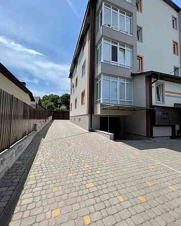 Продам  3 кімнату квартиру Петриківка