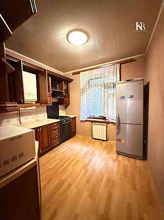 Продам 2к квартиру в центре  города Дніпро