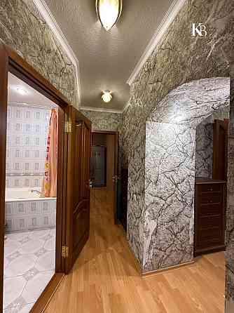 Продам 2к квартиру в центре  города Дніпро