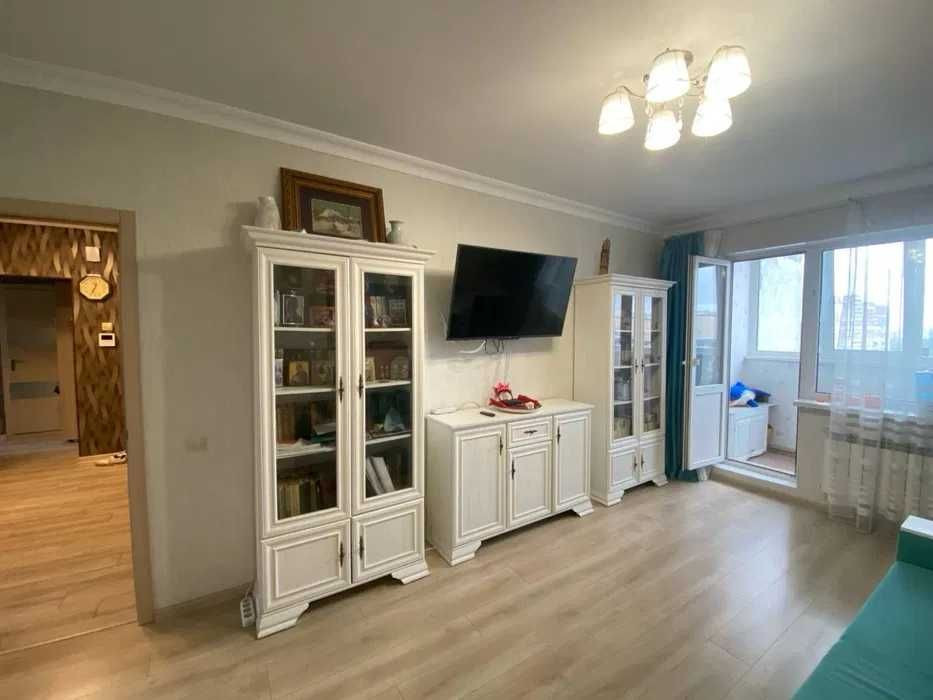 Затишна 3-к квартира 74м² вул. червоної Калини 8-Б Киев - изображение 3