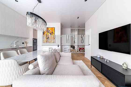 Нова 3-к квартира 84 м2 ЖК 52 Жемчужина Бойчука 19а Липки Печерськ Киев