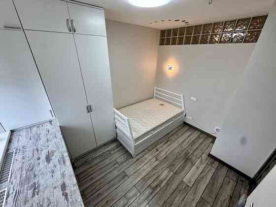 Без% Продаж євро 2 кім. кв. 50м2. Кікабідзе 13-А Борщагівка, Окружна Киев