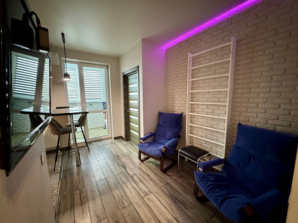 Без% Продаж євро 2 кім. кв. 50м2. Кікабідзе 13-А Борщагівка, Окружна Киев - изображение 1