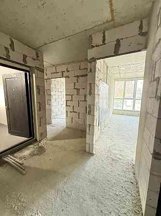 Зданий будинок,двокімнатна квартира на Роксоляни Львов